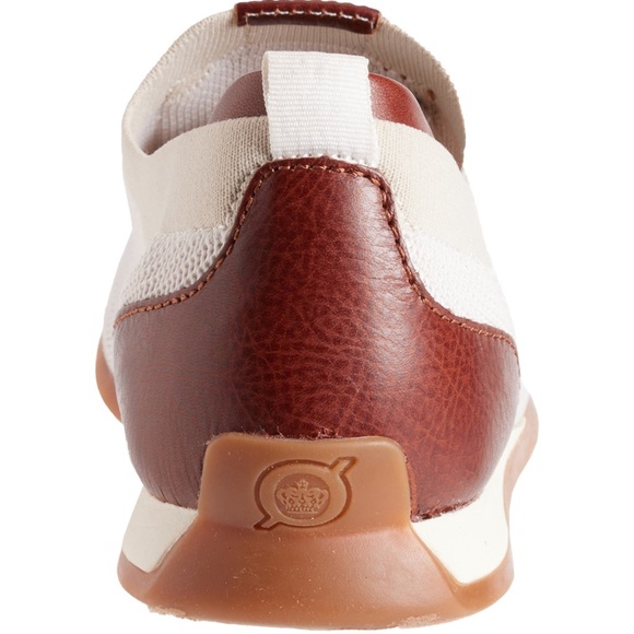 Born Barrett Knit Sneakers Tan/White Slip-Ons Mens Sizes NWT - Picture 3 of 15